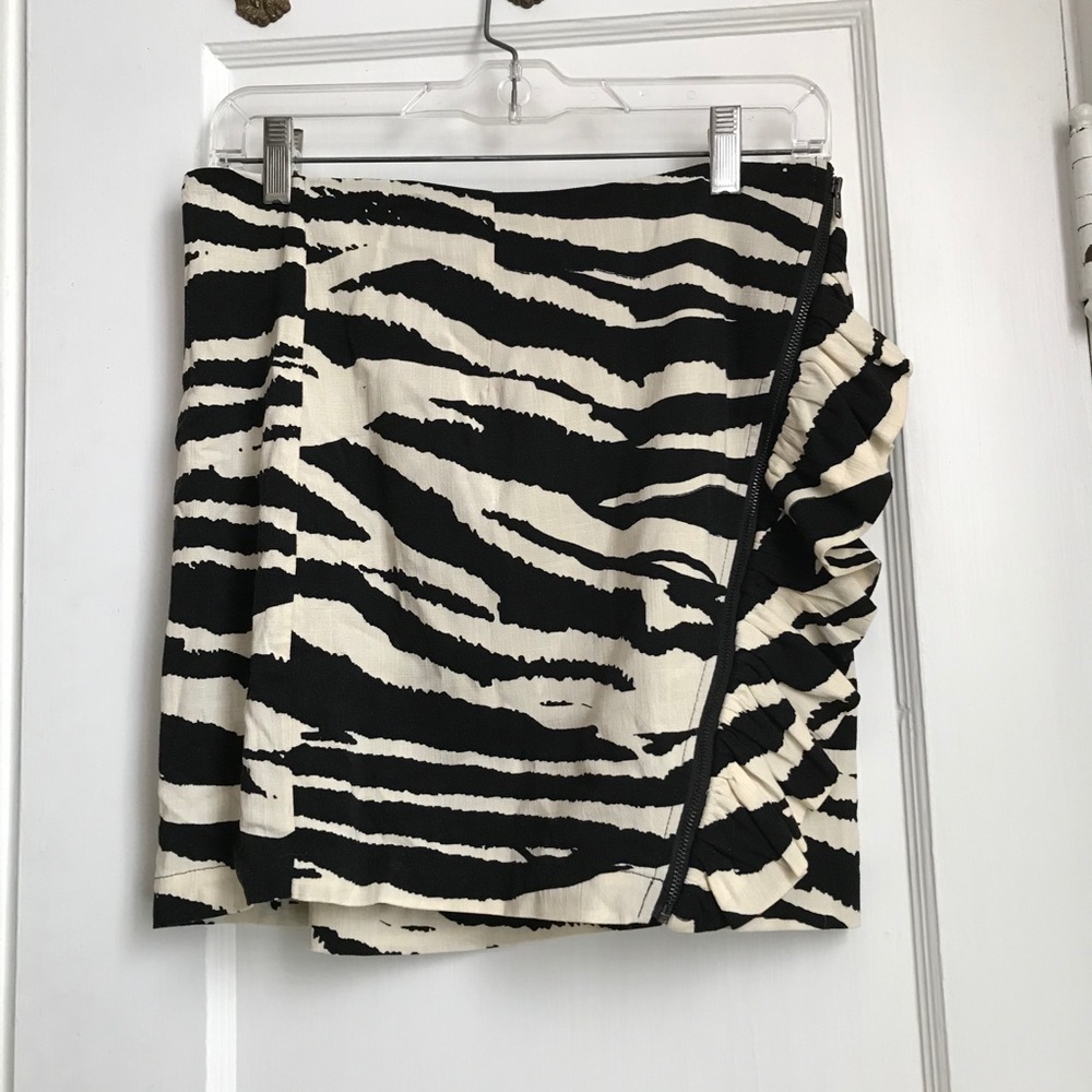 Free People Ruffle Babe Mini Skirt, NWT, Size 6